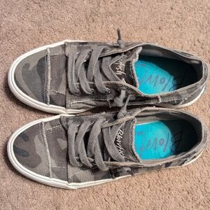 Blowfish Camouflage Women's Sneakers